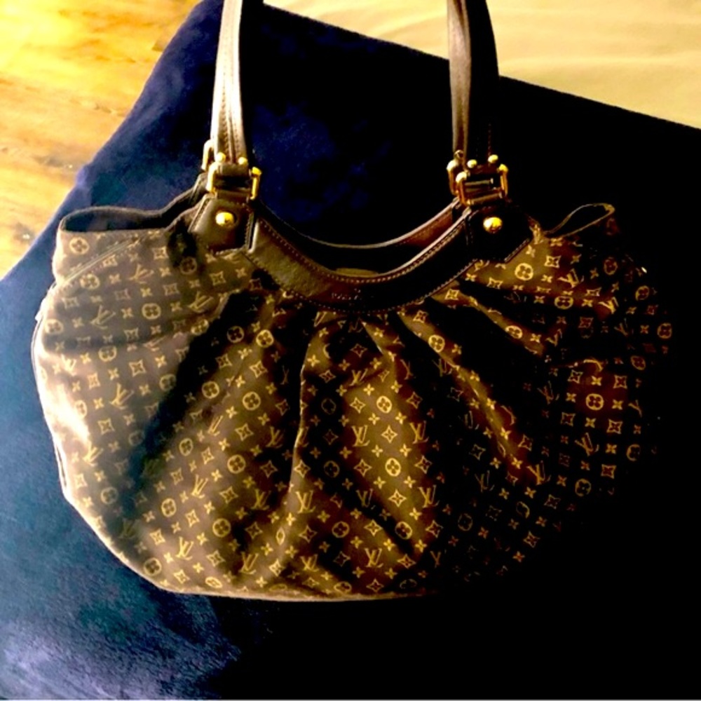 NWOT Louis Vuitton Fantasie Bag Monogram Idylle
